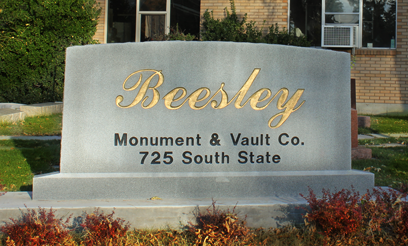 Beesley Monument and Vault Co. Logo