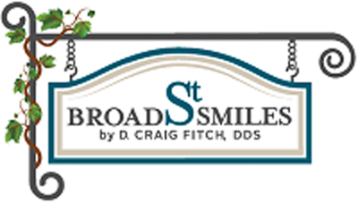 Broad St Smiles Logo