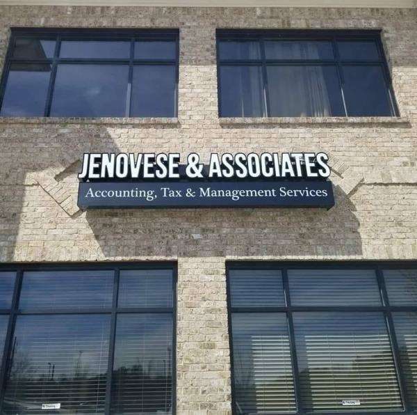 Jenovese & Associates Logo