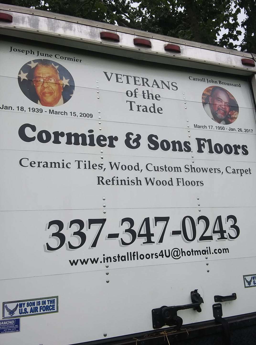 Cormier & Sons Flooring Installation, Inc. Logo