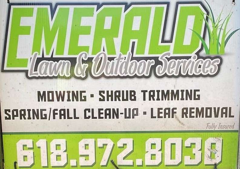 Emerald Lawn & Outdoor Service Logo