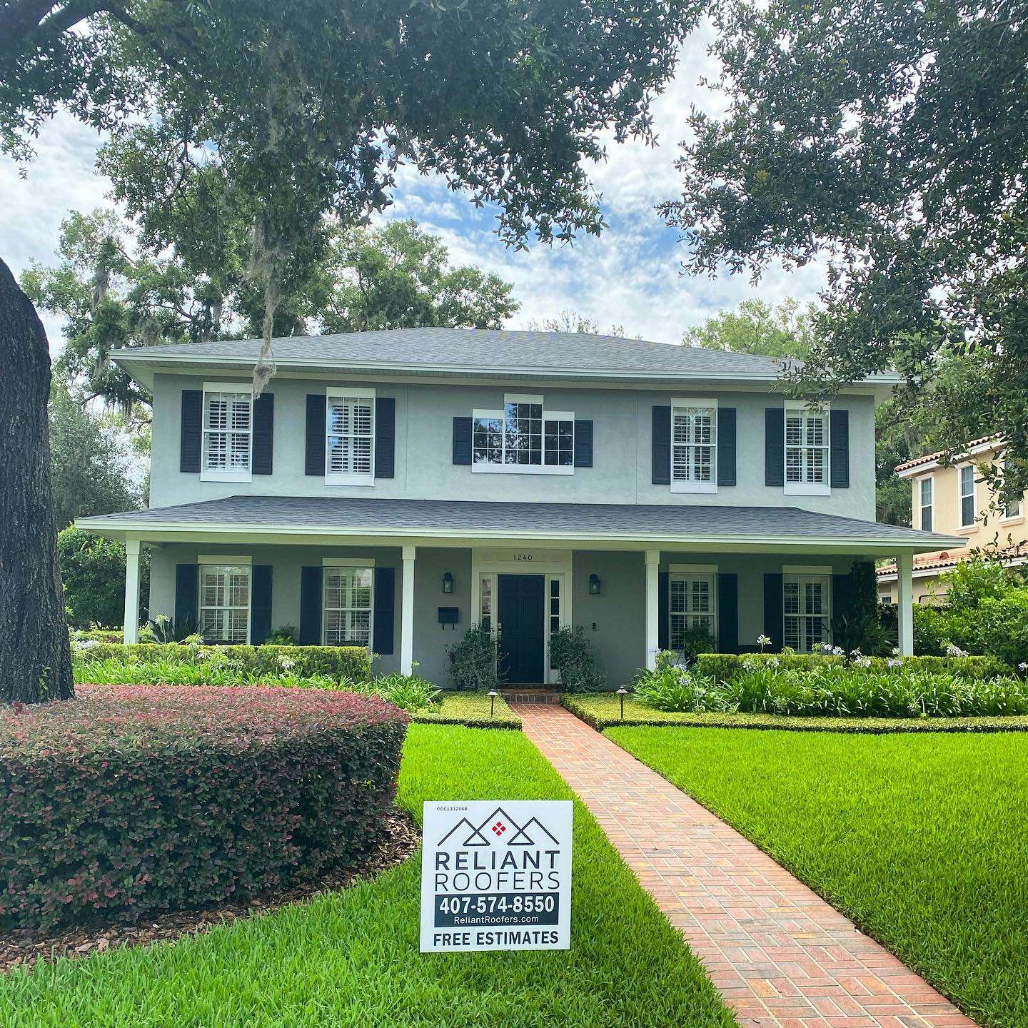 Reliant Roofers, Inc. Logo