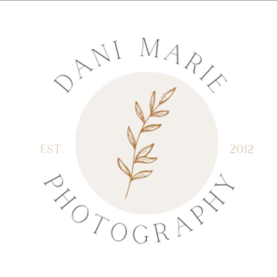 Dani Marie Photography Logo