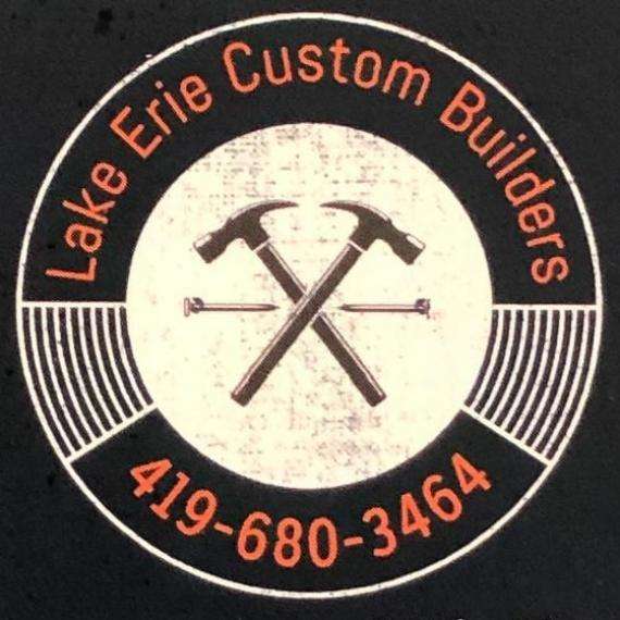 Lake Erie Custom Builders LLC Logo