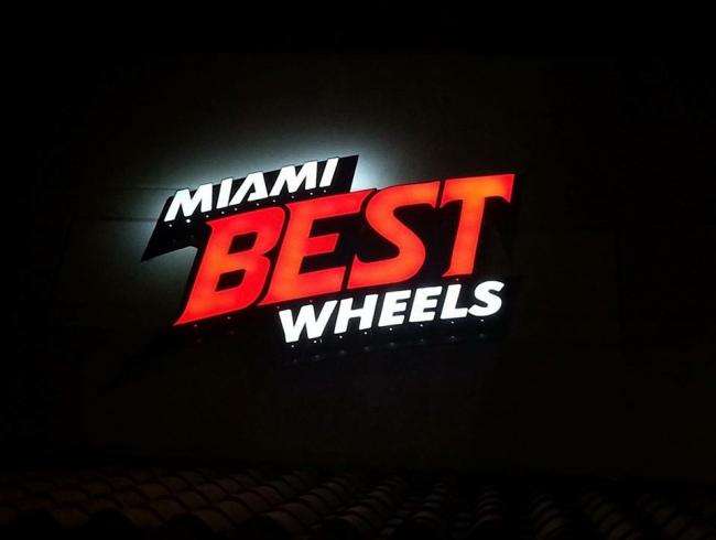 Miami Best Wheels #2, LLC Logo