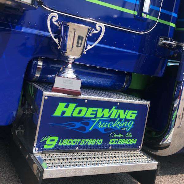 Hoewing Trucking LLC Logo