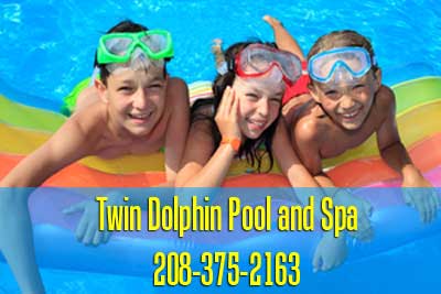 Twin Dolphin Pool & Spa Logo