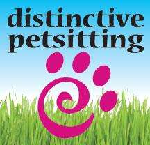 Distinctive Petsitting Logo