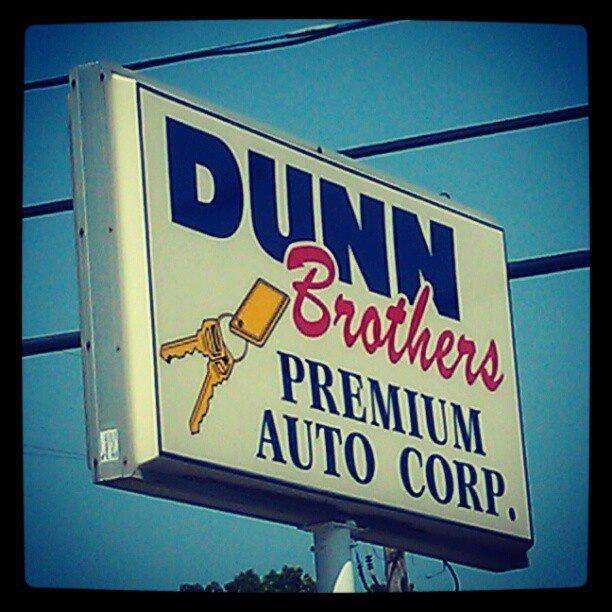 Dunn Brothers Premium Auto Corp. Logo