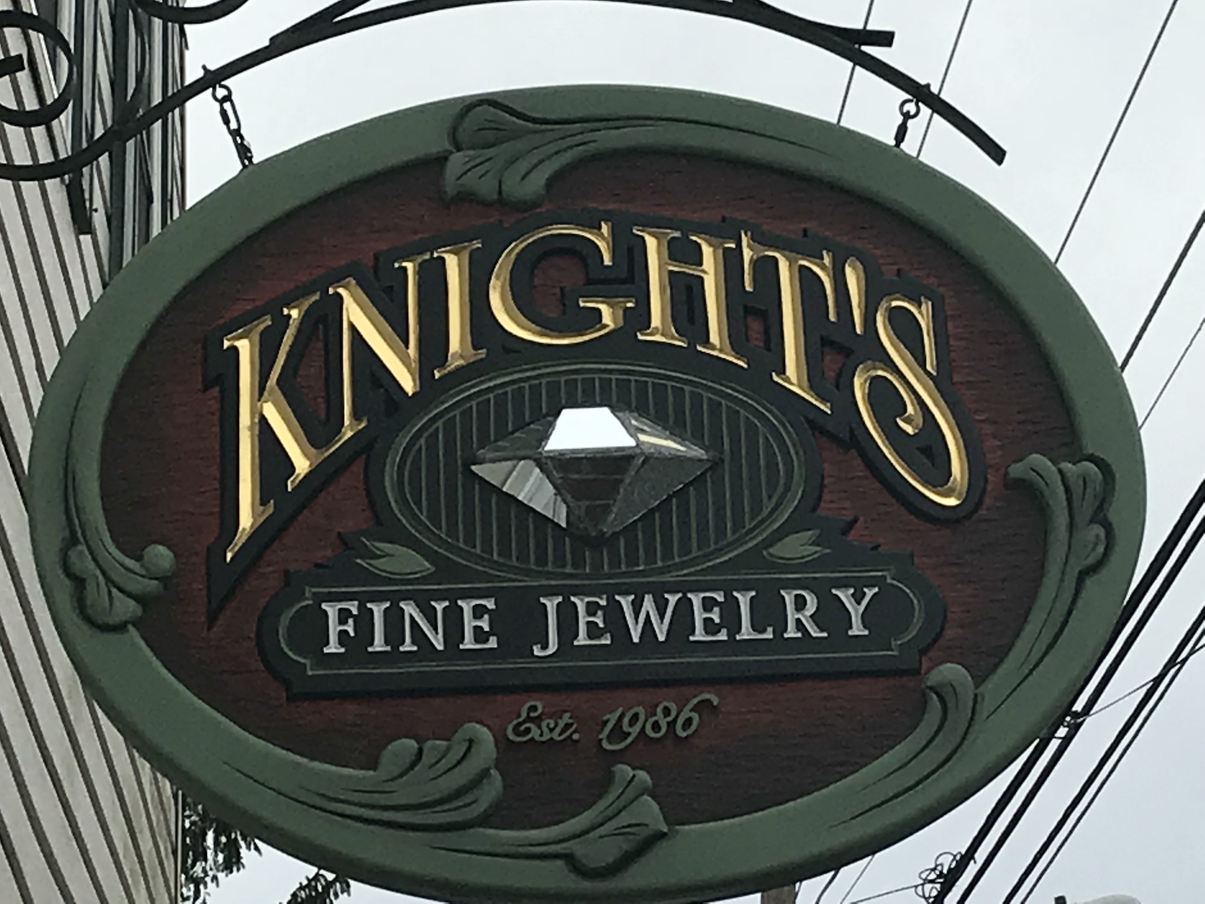 Knight's Fine Jewelry Logo