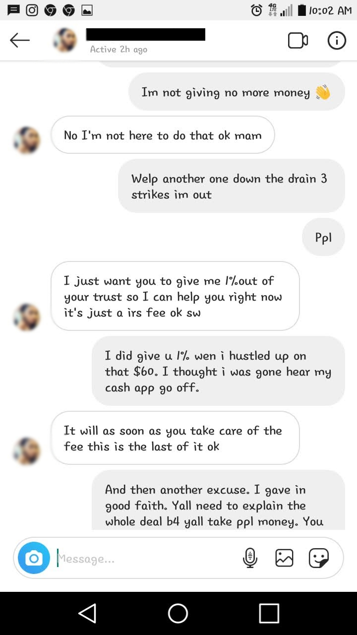 Text messages from scammer and victim.