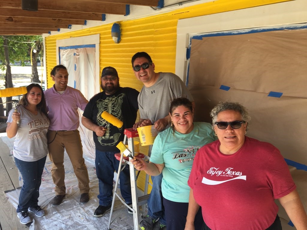 BBB serving the Heart of Texas staff volunteering at the Esperanza Center in San Antonio, TX